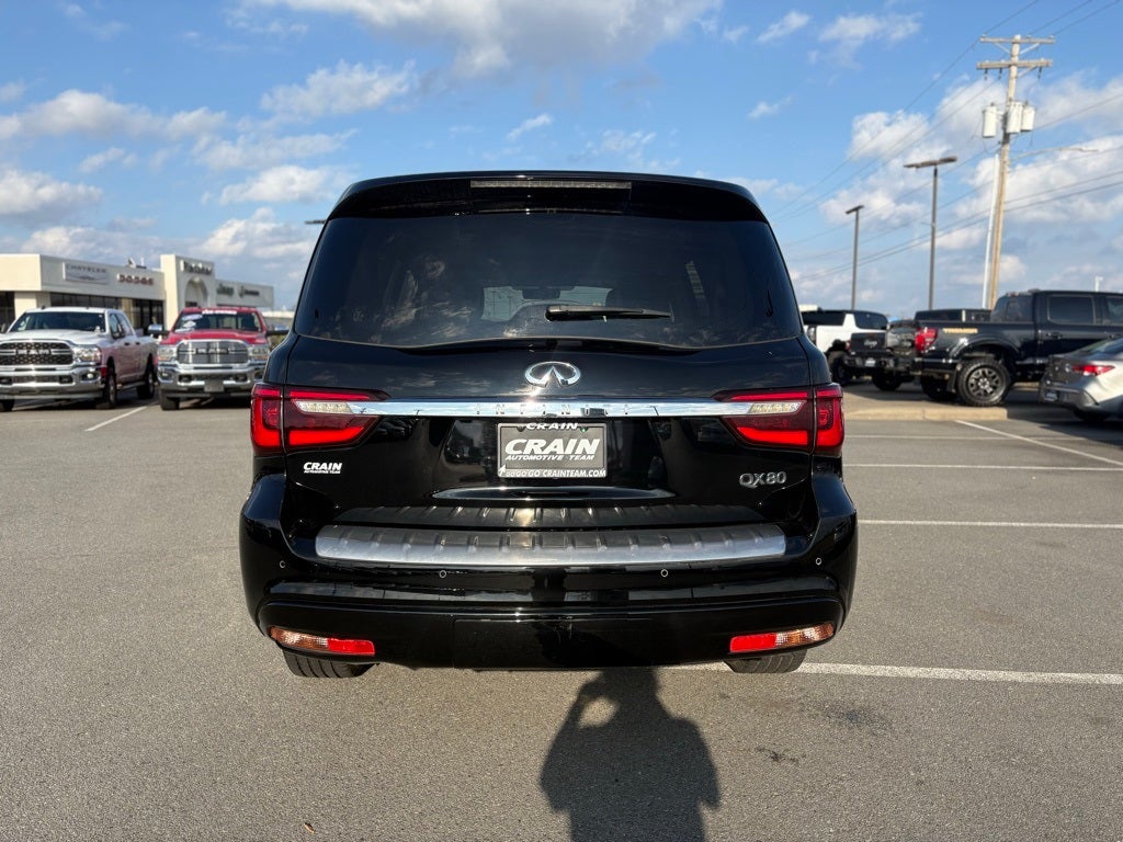 2021 INFINITI QX80 LUXE