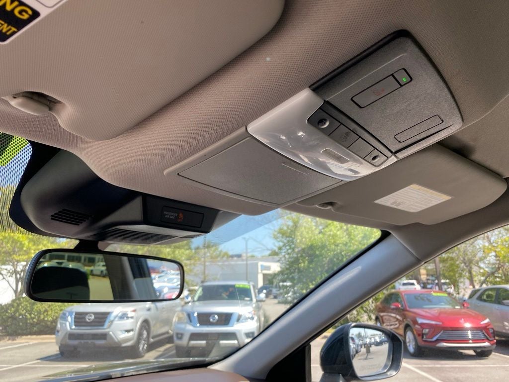 2023 Nissan Rogue SV *Clean Carfax