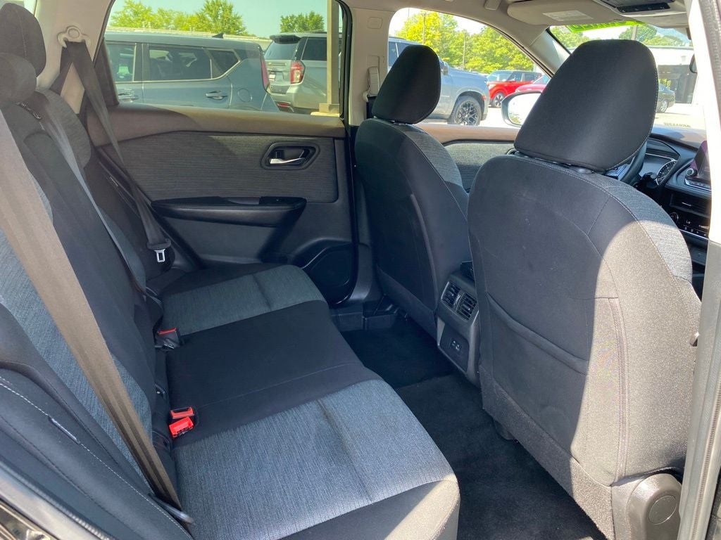 2023 Nissan Rogue SV *Clean Carfax
