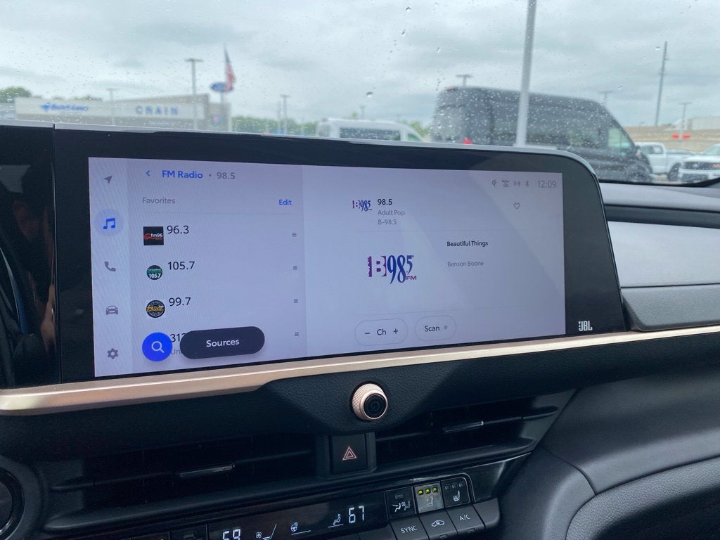 2023 Toyota Crown Platinum