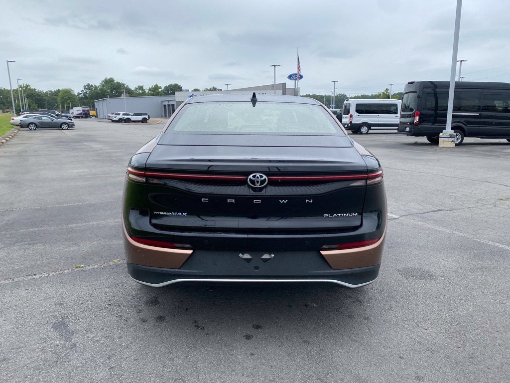 2023 Toyota Crown Platinum