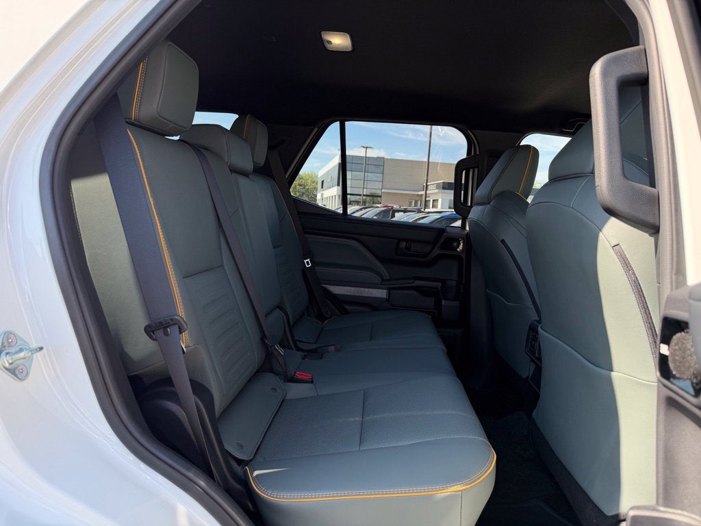 2025 Toyota 4Runner i-FORCE MAX Hybrid Trailhunter