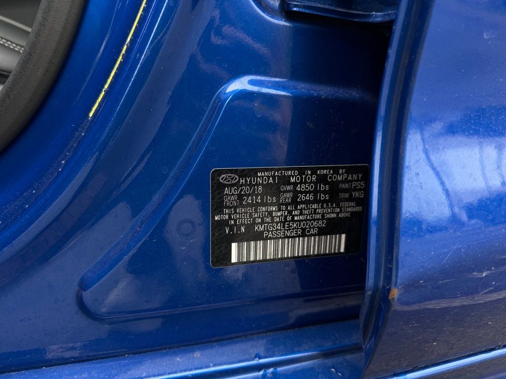 2019 Genesis G70 3.3T Design