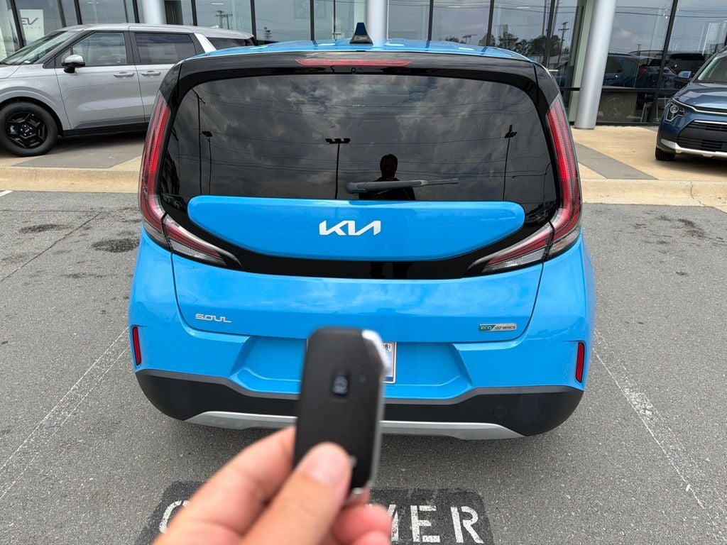 2023 Kia Soul EX