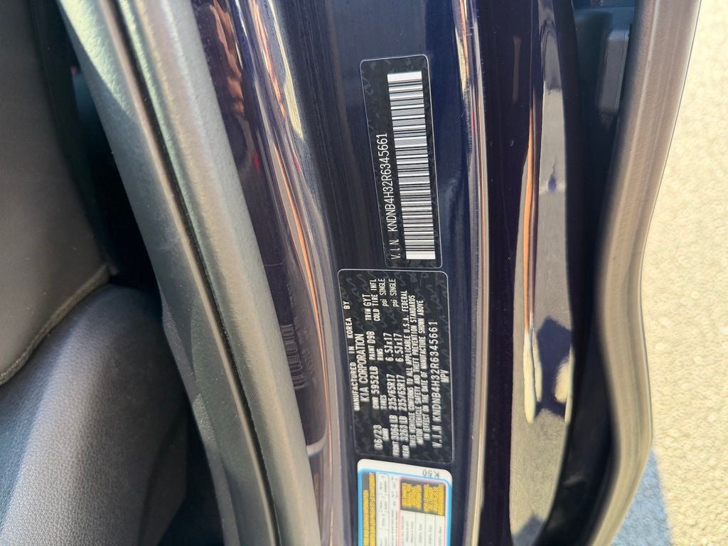 2024 Kia Carnival LX *Kia Certified Pre-Owned/8 Pasenger
