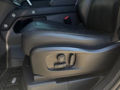 2022 Land Rover Defender 110 X-Dynamic SE