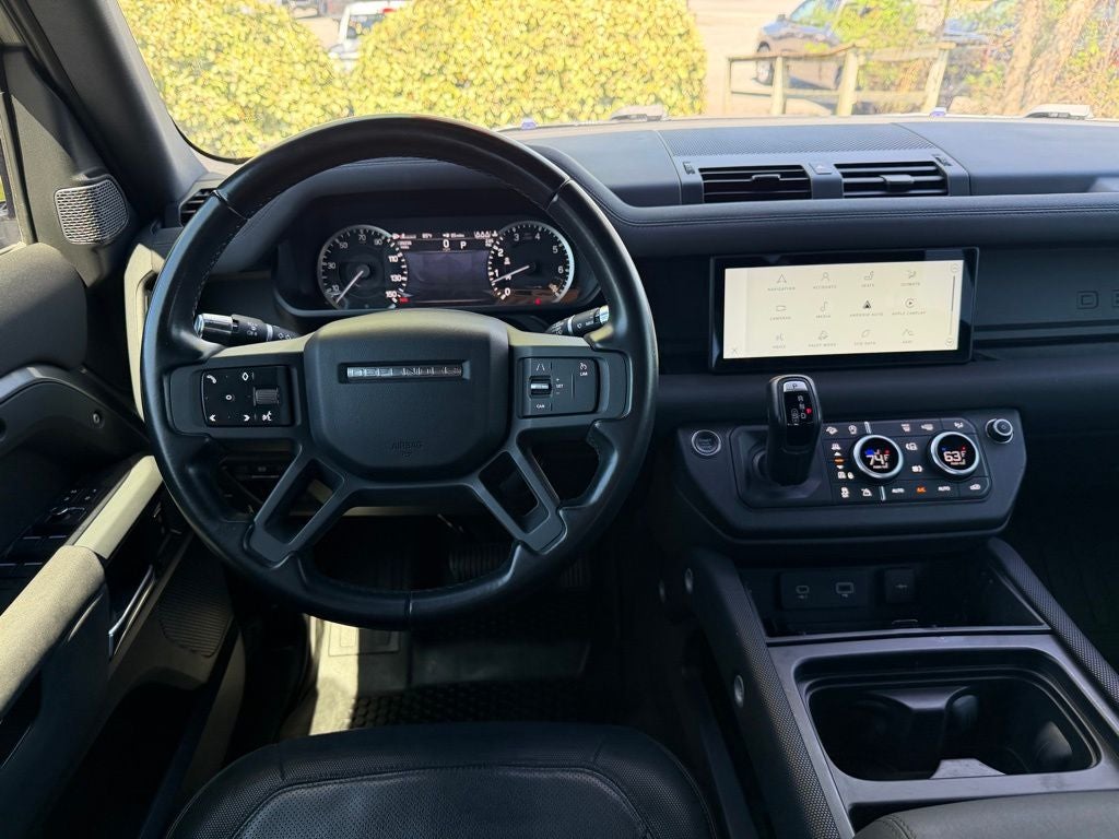 2022 Land Rover Defender 110 X-Dynamic SE