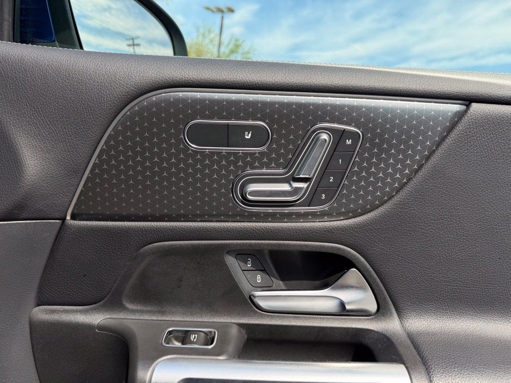 2024 Mercedes-Benz GLB GLB 250 4MATIC®