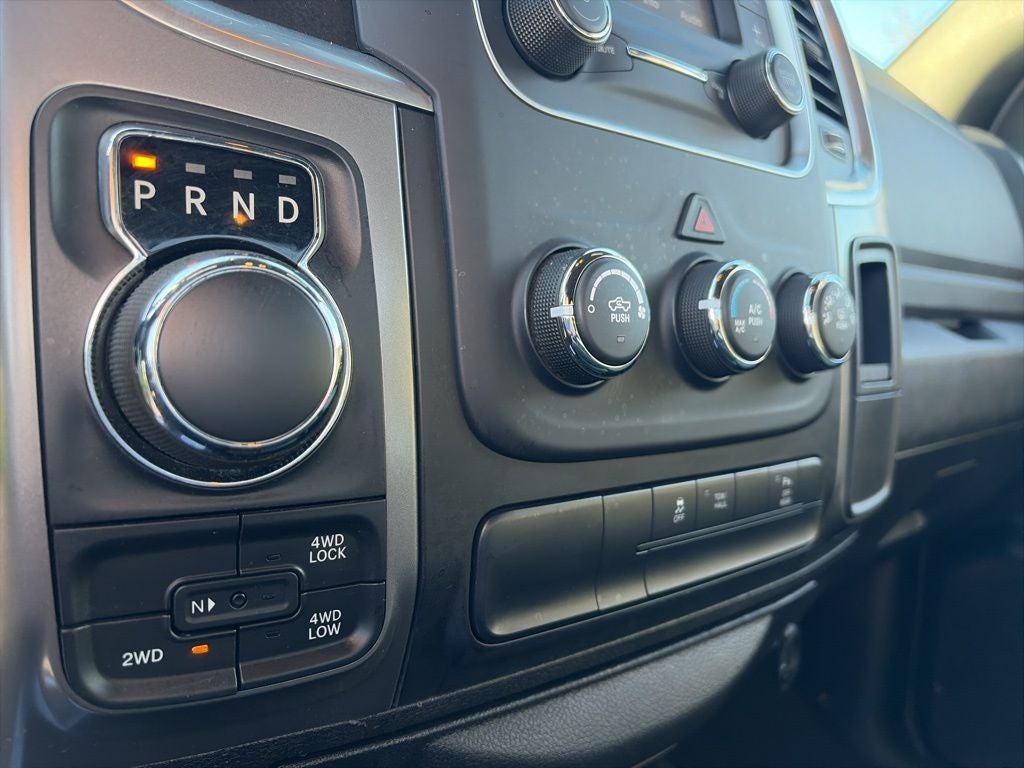 2021 RAM 1500 Classic Warlock 5.7 HEMI WARLOCK