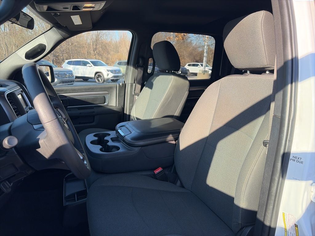 2021 RAM 1500 Classic Warlock 5.7 HEMI WARLOCK