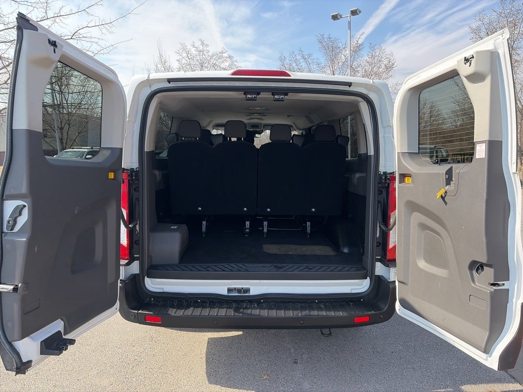 2024 Ford Transit-350 XLT LOW ROOF PASSENGER, XLT