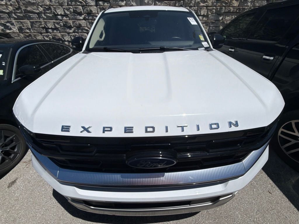 2025 Ford Expedition Max Platinum 1 OWNER CARFAX 24" DISPLAY