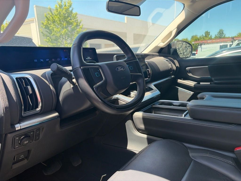 2025 Ford Expedition Max Platinum 1 OWNER CARFAX 24" DISPLAY