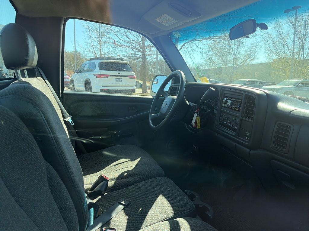 2002 Chevrolet Silverado 1500 Base CLEAN CARFAX