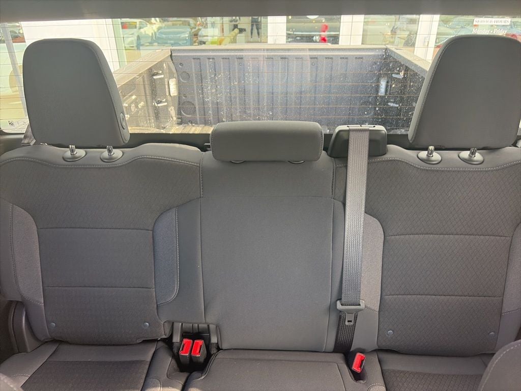 2025 Chevrolet Silverado 1500 Custom CLEAN 1 OWNER CARFAX