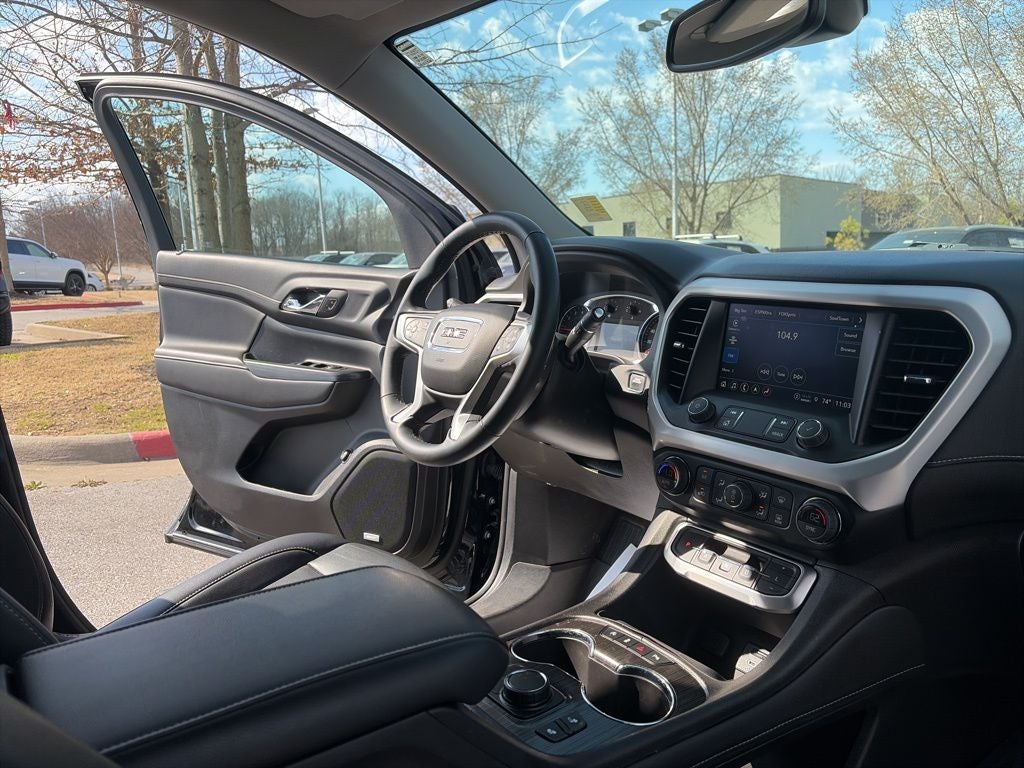 2023 GMC Acadia SLT CLEAN CARFAX