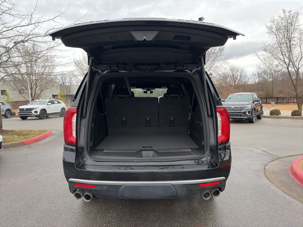 2022 GMC Yukon XL Denali AWD BLACKOUT CLEAN CARFAX