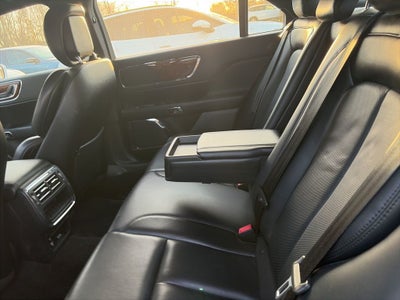 2018 Lincoln Continental Select