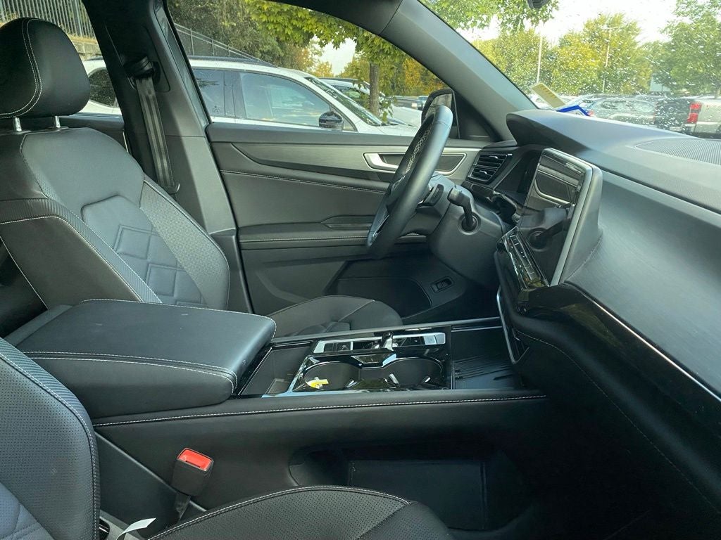 2025 Volkswagen Atlas Cross Sport 2.0T SE w/Technology