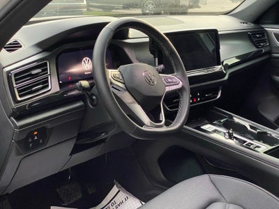 2024 Volkswagen Atlas Cross Sport 2.0T SE w/Technology