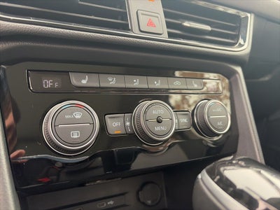 2024 Volkswagen Taos 1.5T SE Clean CARFAX 1-Owner