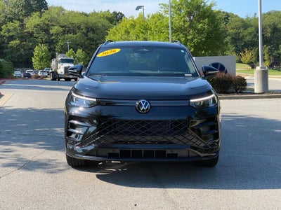 2026 Volkswagen Tiguan SE R-Line Black