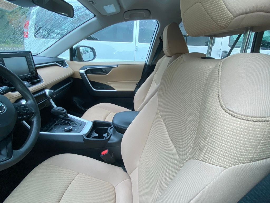 2021 Toyota RAV4 Hybrid LE