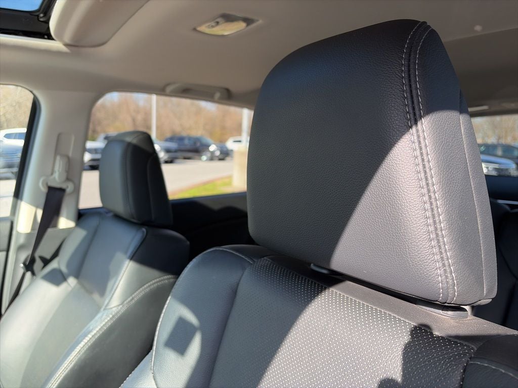 2015 Honda CR-V Touring AWD CLEAN CARFAX LOW MILES!!