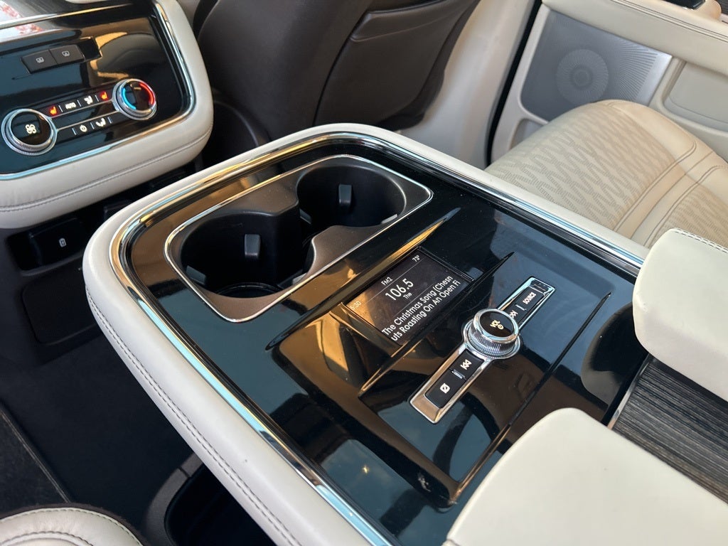 2018 Lincoln Navigator Black Label