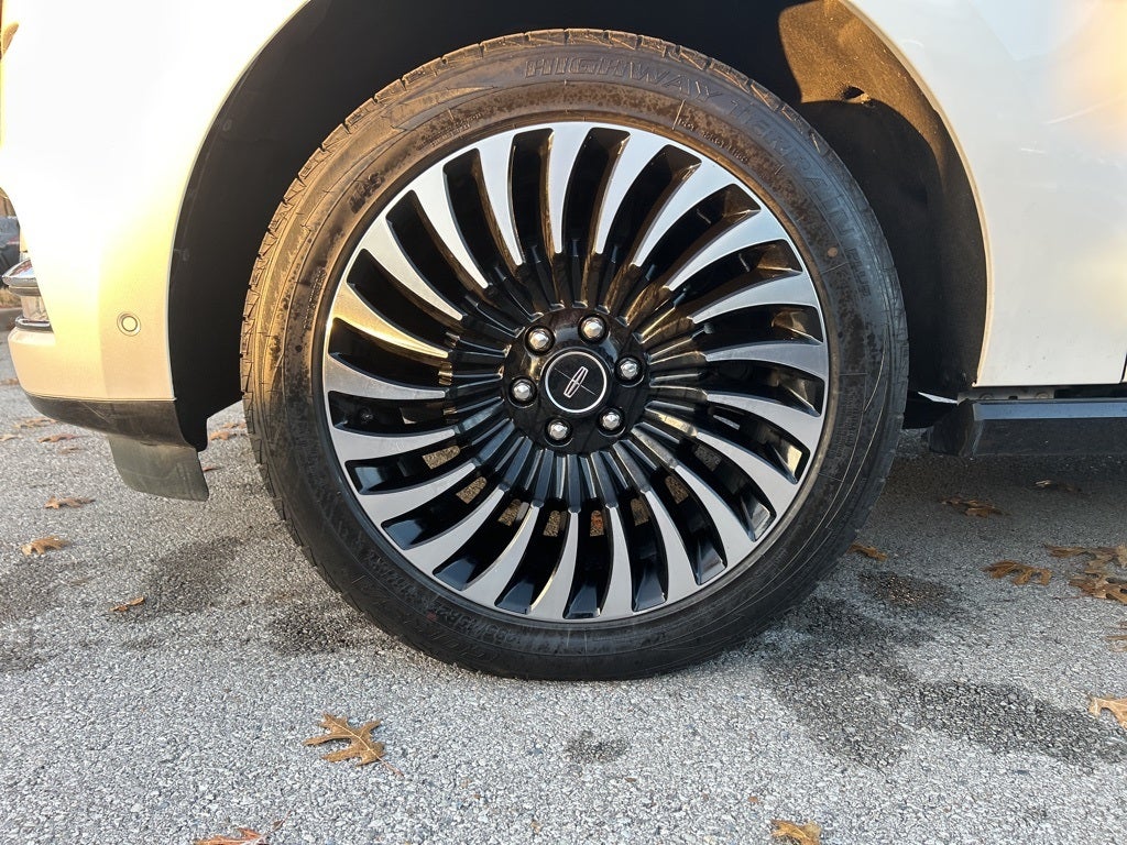 2018 Lincoln Navigator Black Label