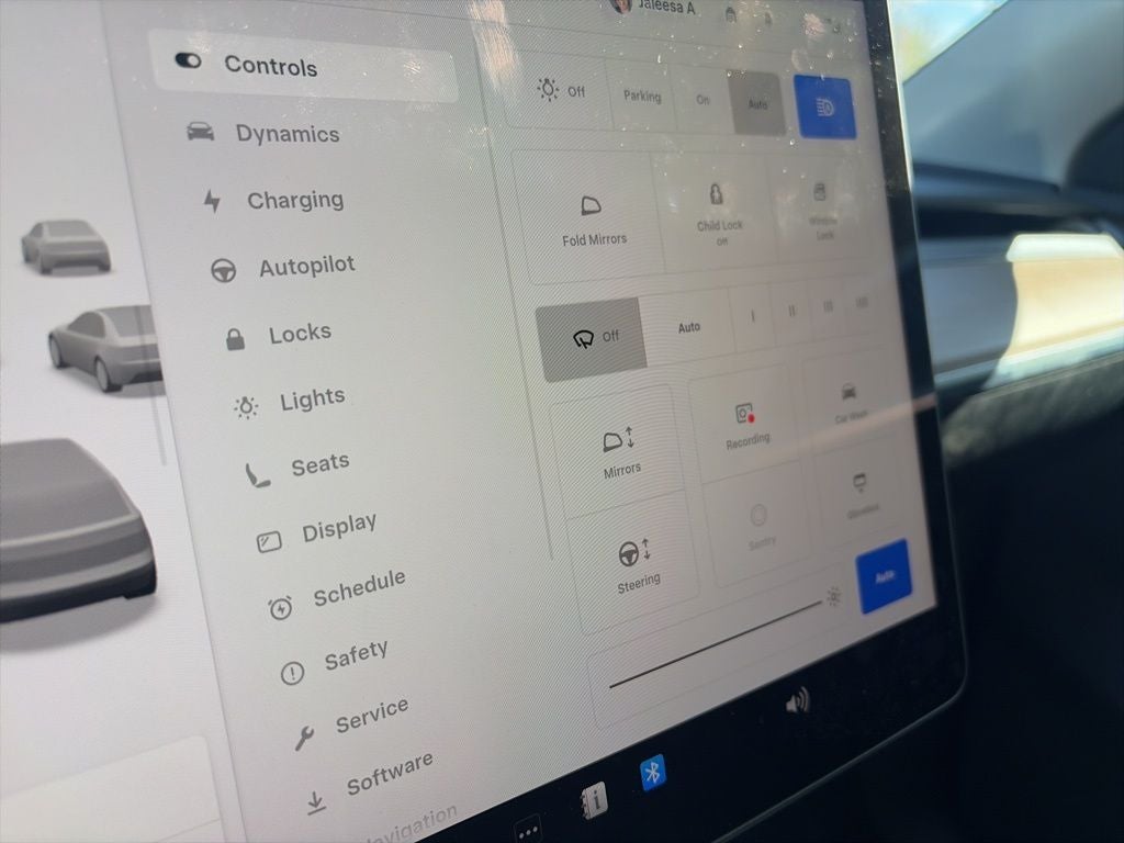 2024 Tesla Model Y Long Range CLEAN 1 OWNER CARFAX LOW MILES!!!