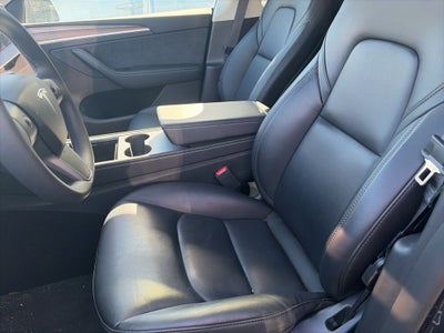 2024 Tesla Model Y Long Range CLEAN 1 OWNER CARFAX LOW MILES!!!