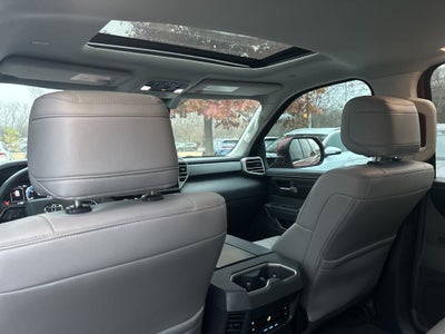 2024 Toyota Sequoia SR5 LEATHER ROOF 4x4 8 Passenger, 1 OWNER CLEAN CARFAX