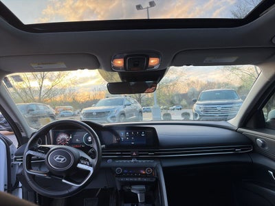 2024 Hyundai Elantra SEL CLEAN 1 OWNER CARFAX