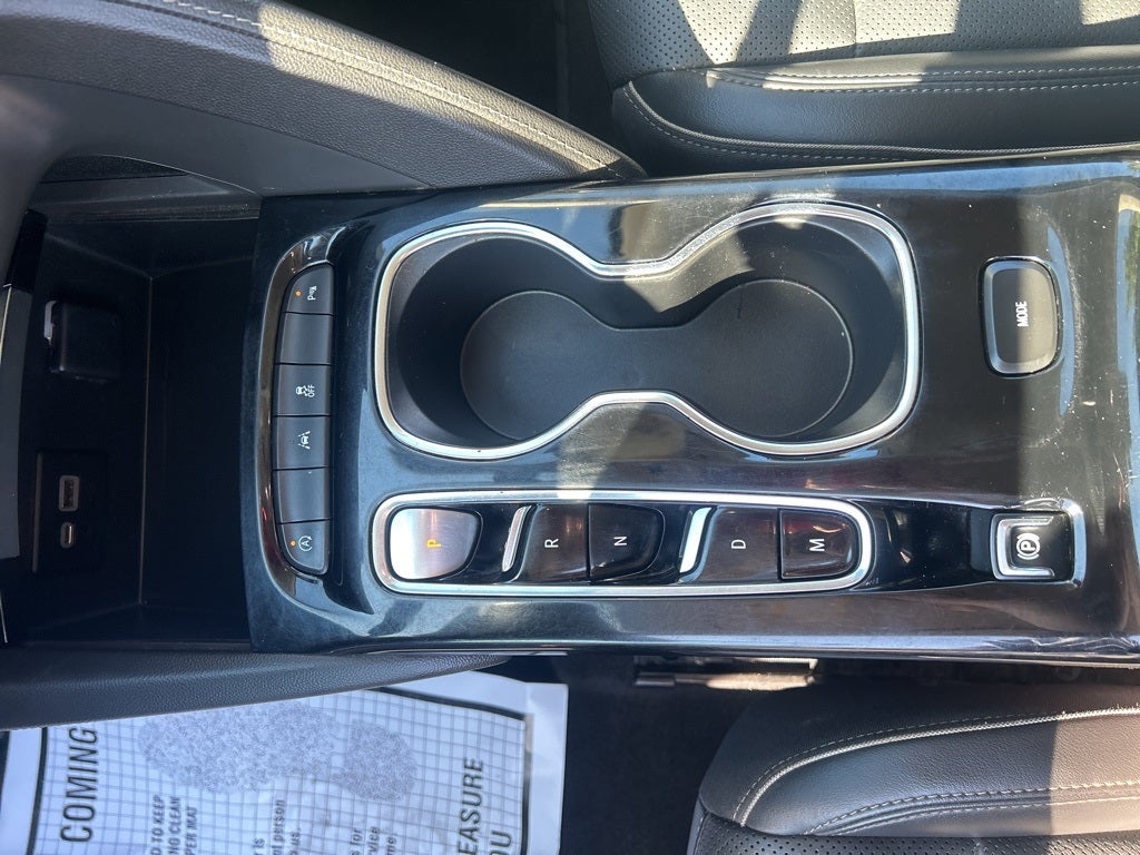 2023 Buick Envision Essence LOADED CLEAN CARFAX!