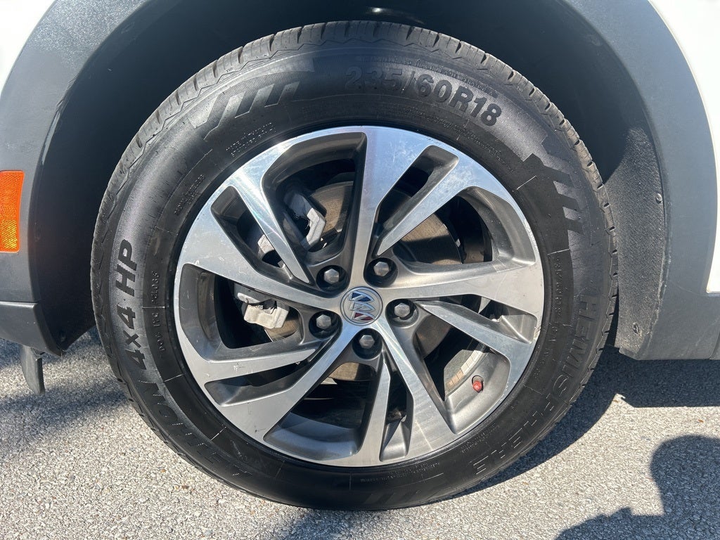 2023 Buick Envision Essence LOADED CLEAN CARFAX!