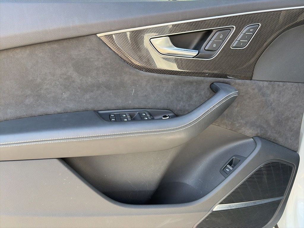 2022 Audi SQ7 V8 TURBO Premium Plus quattro