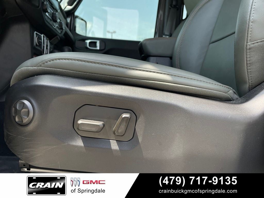 2025 Jeep Gladiator Mojave