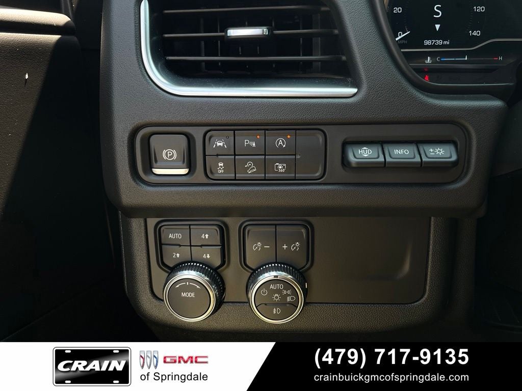 2024 GMC Yukon AT4 Technology Package