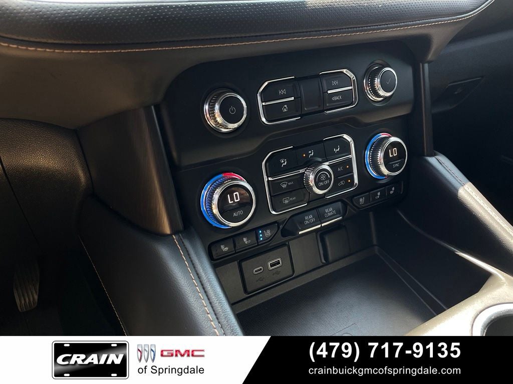 2024 GMC Yukon AT4 Technology Package