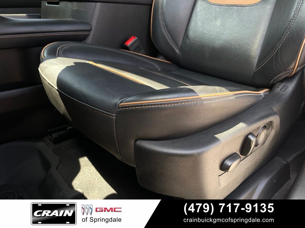 2024 GMC Yukon AT4 Technology Package