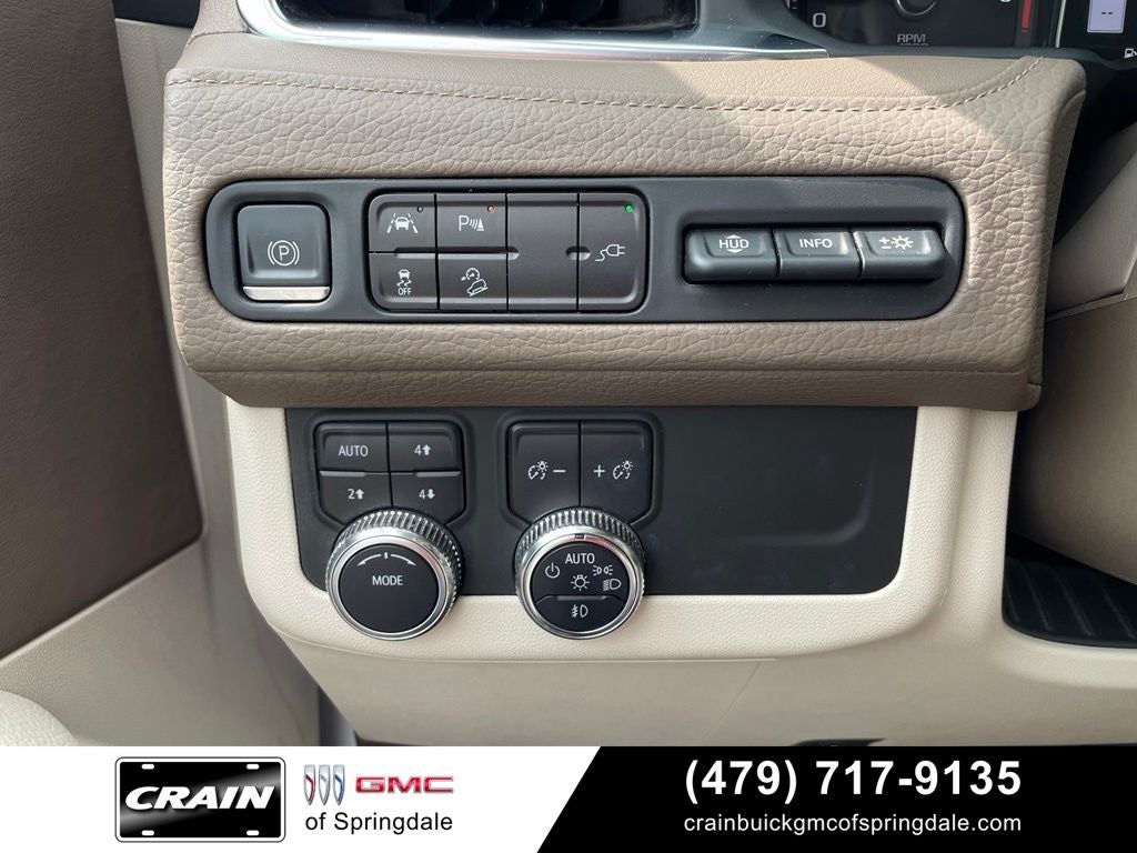 2021 GMC Yukon Denali Preferred Equipment