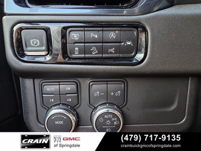2025 GMC Yukon XL AT4 Super Cruise / AT4 Premium