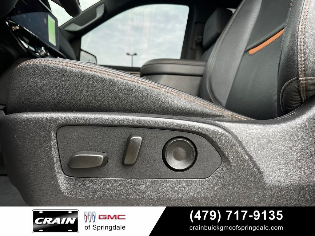 2025 GMC Sierra 1500 AT4 Technology Package