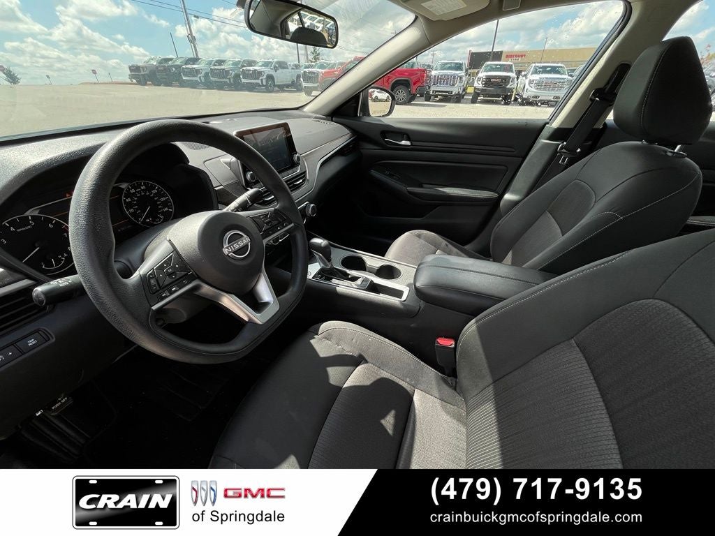 2025 Nissan Altima 2.5 SV