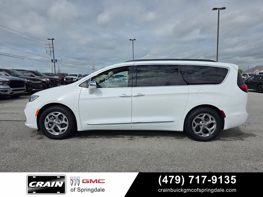 2022 Chrysler Pacifica Limited Convenience