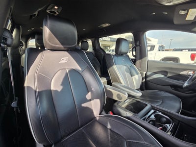 2021 Chrysler Pacifica Hybrid Limited