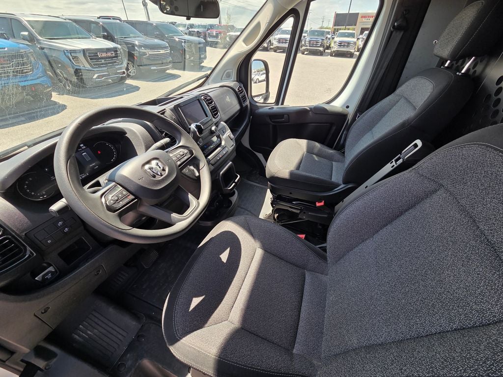 2025 RAM ProMaster 2500 Base 136 WB