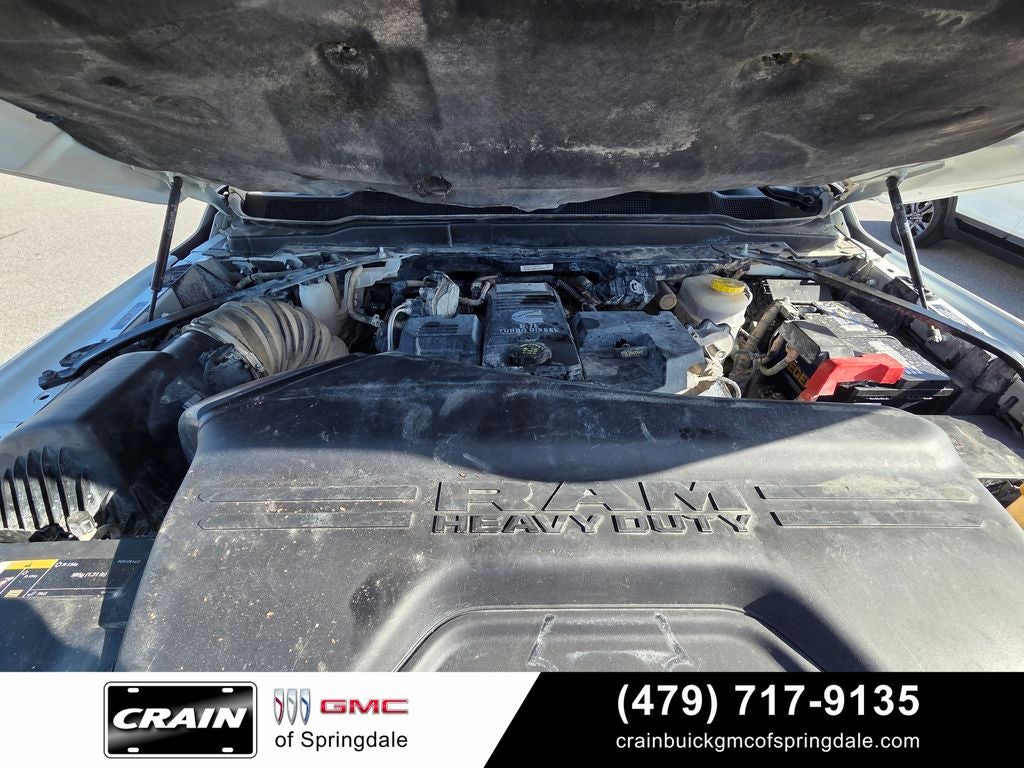 2024 RAM 2500 Big Horn Cummins / 12" Screen