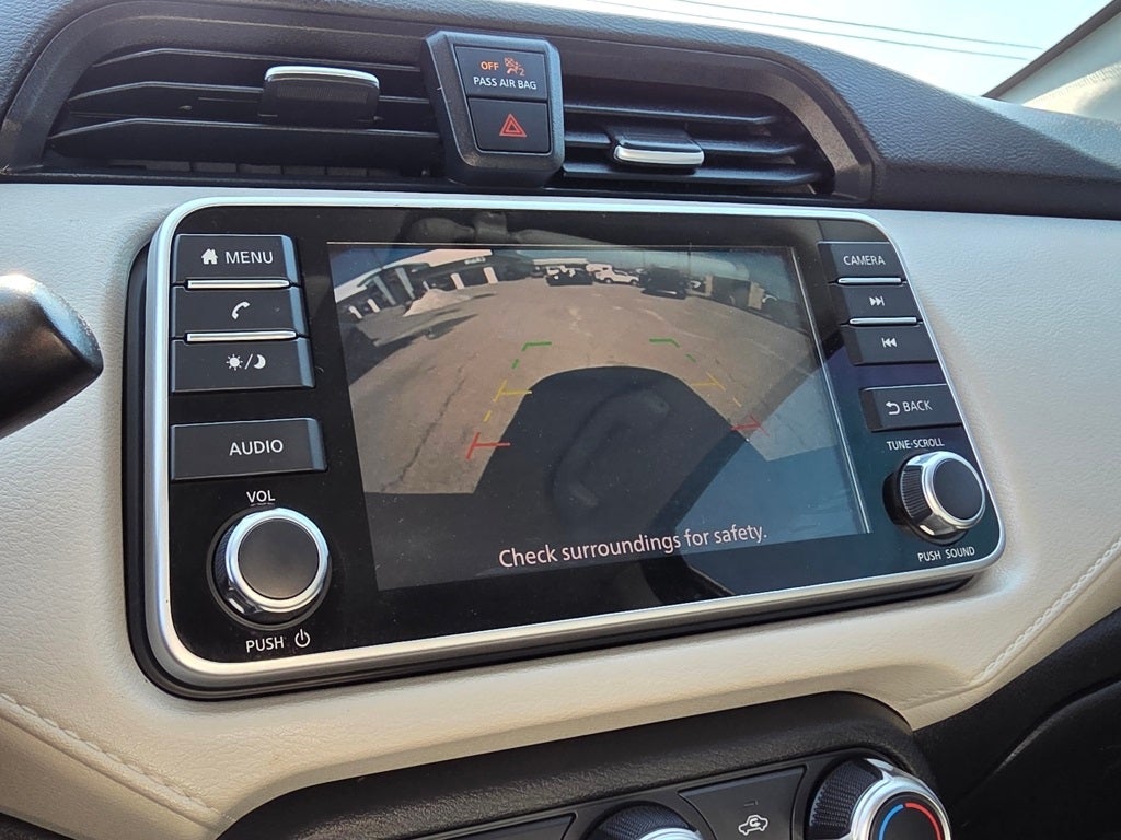 2021 Nissan Versa 1.6 SV